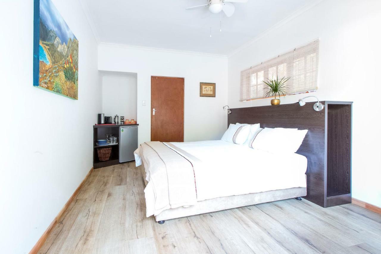 Private Room In Ambiente Guest House Knysna Exterior foto