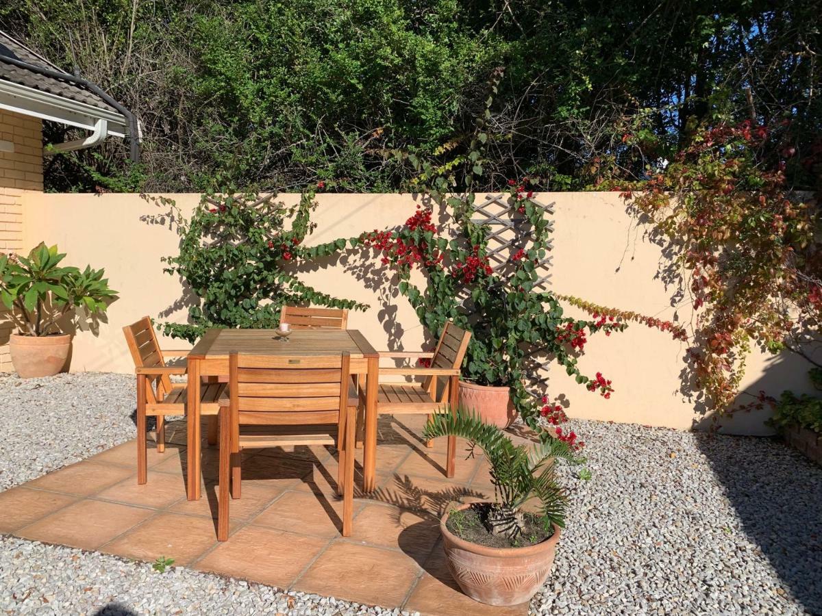 Private Room In Ambiente Guest House Knysna Exterior foto